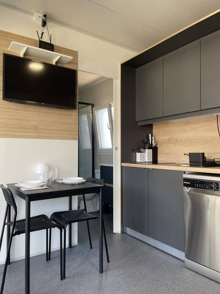 445821113_985543096306615_5040316189972341351_n